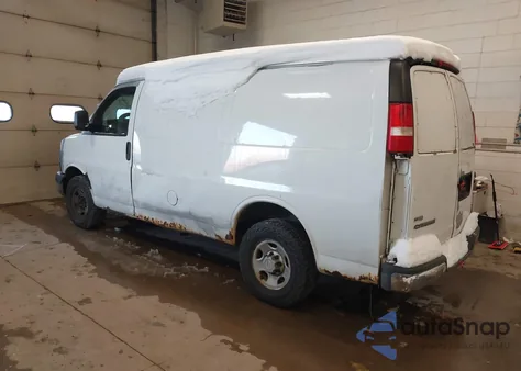 2010 Chevrolet Express 2500 Work Van from USA, damaged, VIN 1GCZGFBAXA1100422